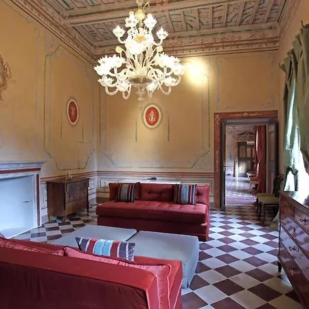 Ferienhaus Mit Privatpool Fuer 20 Personen Ca 700 Qm In Gubbio-nerbisci, Umbrien Provinz Perugia Ferienhaus