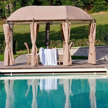 Ferienhaus Mit Privatpool Fuer 20 Personen Ca 700 Qm In Gubbio-nerbisci, Umbrien Provinz Perugia